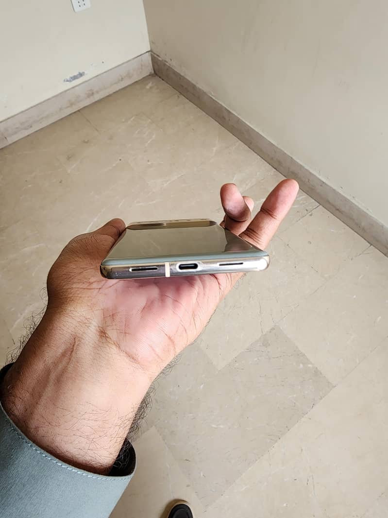 Google Pixel 7 Pro 2