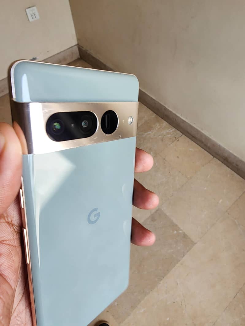 Google Pixel 7 Pro 4