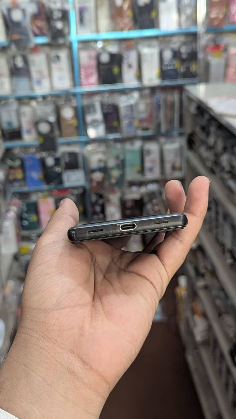Google Pixel 6a 1