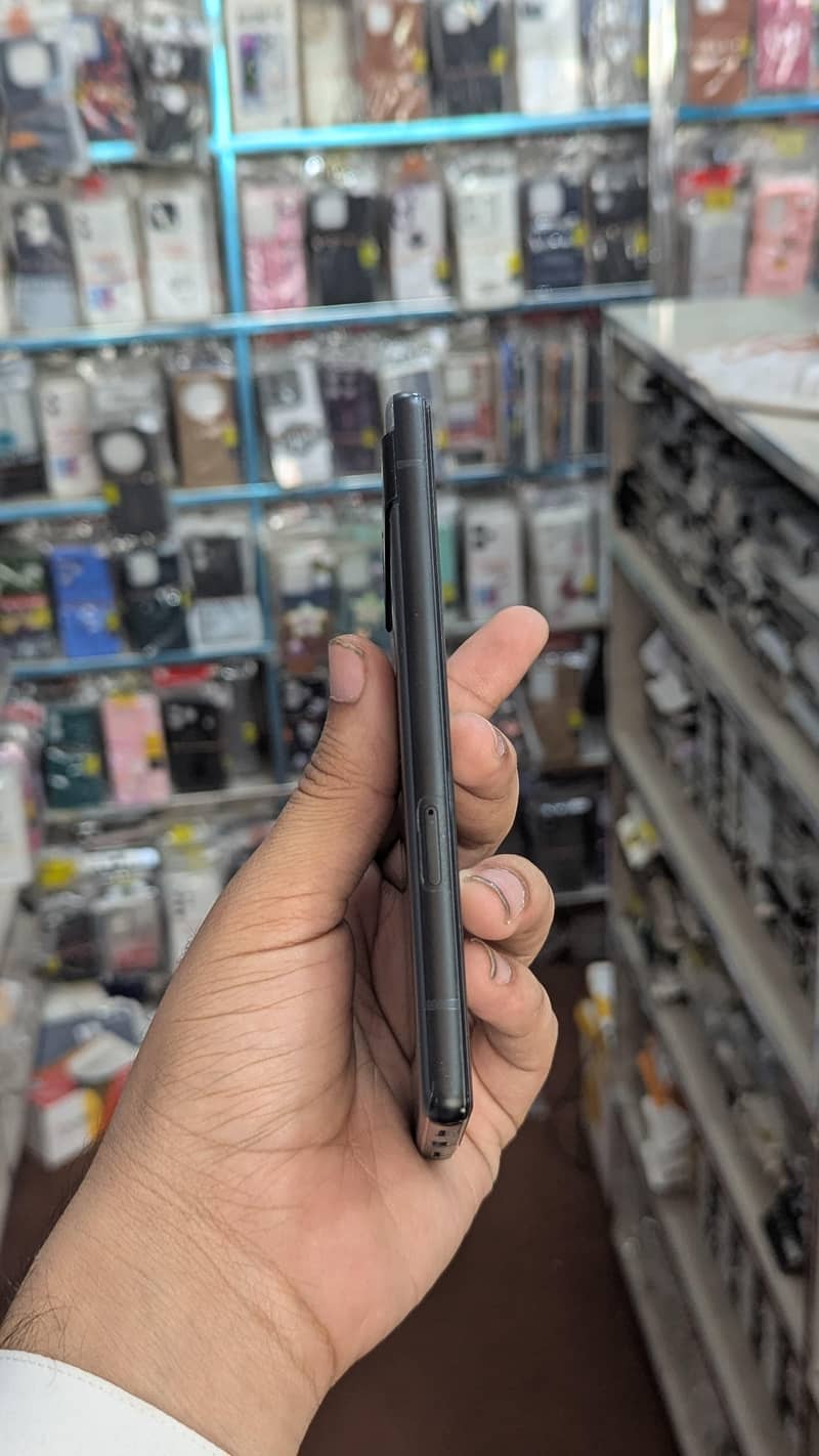 Google Pixel 6a 4
