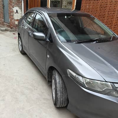Honda City 2011 | 2nd Owner | 250,000 KM | Engine 100% | Fresh Look