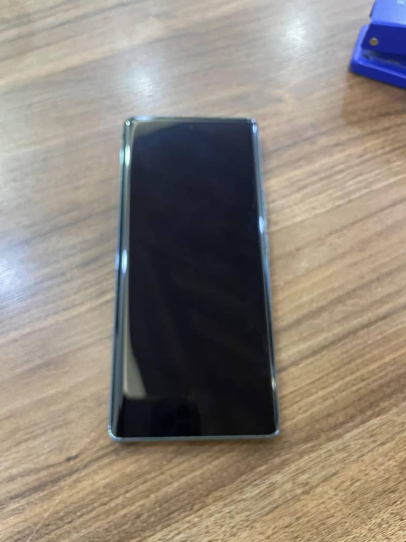 Infinix Zero 40 4