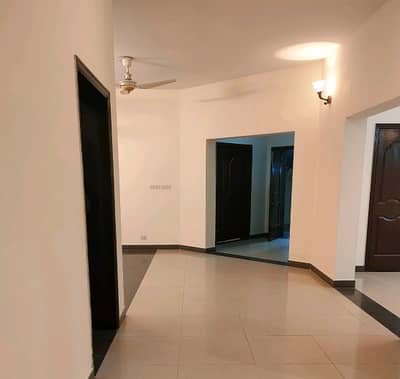 Askari 11 House Sized 1 Kanal Is Available