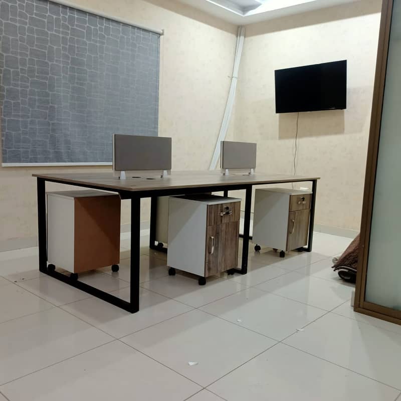 Workstations and cubicles 8
