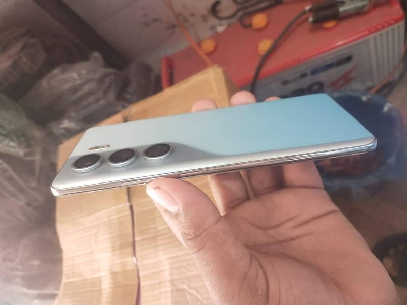tecno camon 40 pro 3
