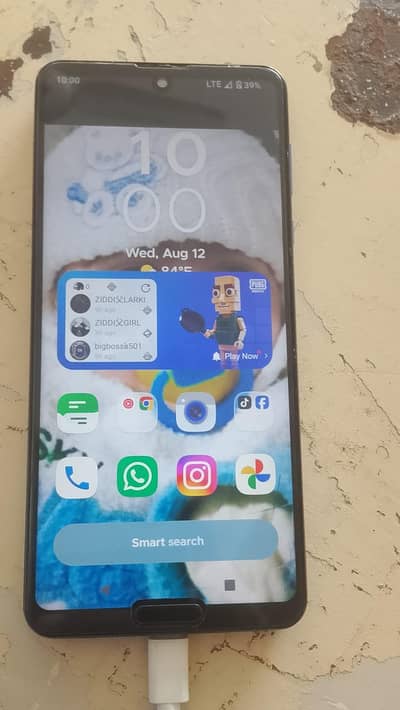 Sharp Aquos R5G