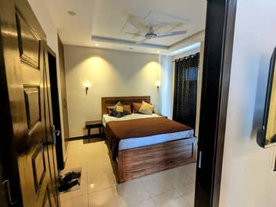 Short time 1bed ROM full furnished apartments safe and scour 100%coupe allow