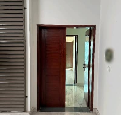 Flat Of 13 Marla Available In Askari 10 - Sector S
