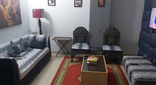 DHA Phase 8 - Ex Air Avenue Flat For Rent Sized 1072 Square Feet