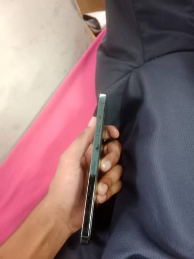 iPhone 12 Pro Max  256 with box exchange possible