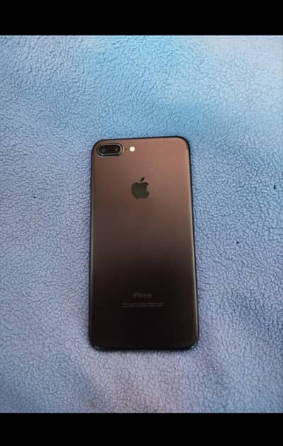 Apple iPhone 7 Plus 128gb 10/ 10 condition