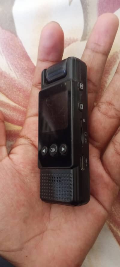 L12 Mini WiFi Body Camera 1080p HD Wearable Video Recorder