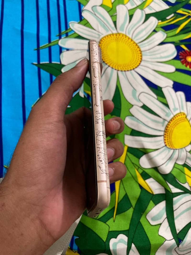 Google Pixel 8 2