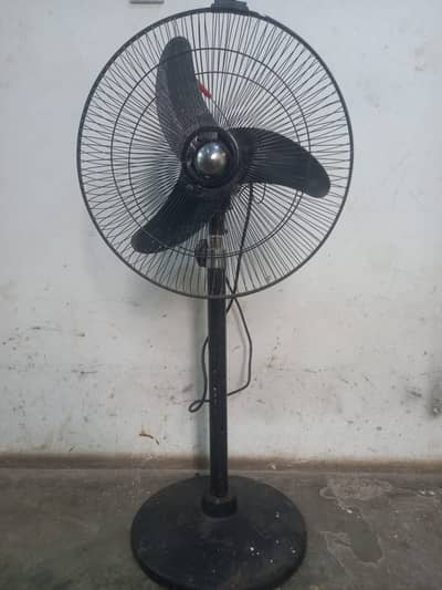 12 V Pedistal Fan For Sale