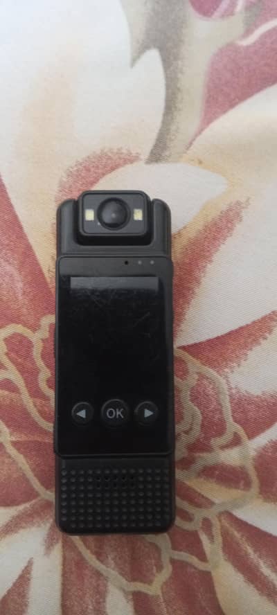L12 Mini WiFi Body Camera 1080p HD Wearable Video Recorder