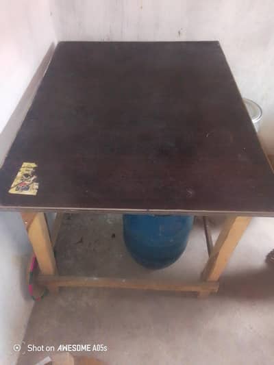 full size table