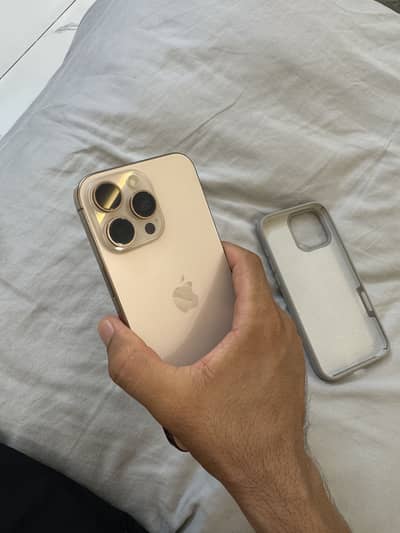 Apple iPhone 16 Pro Max