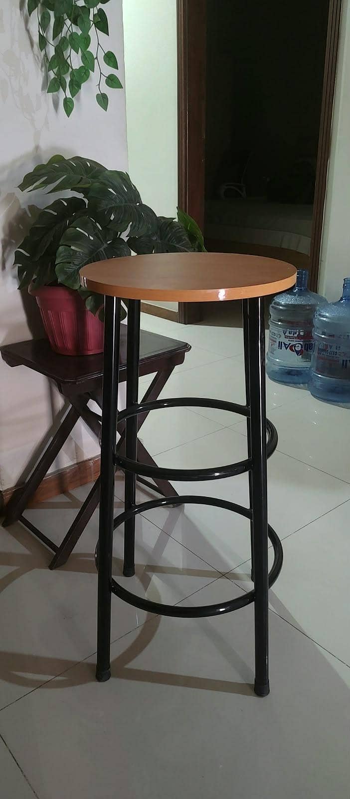 Stool 4
