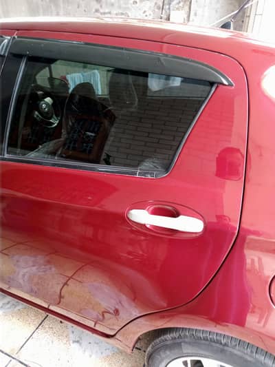 Toyota Vitz 2014