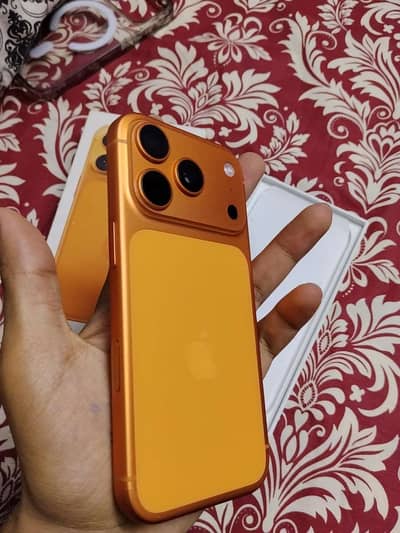 Apple iPhone 17 Pro jv