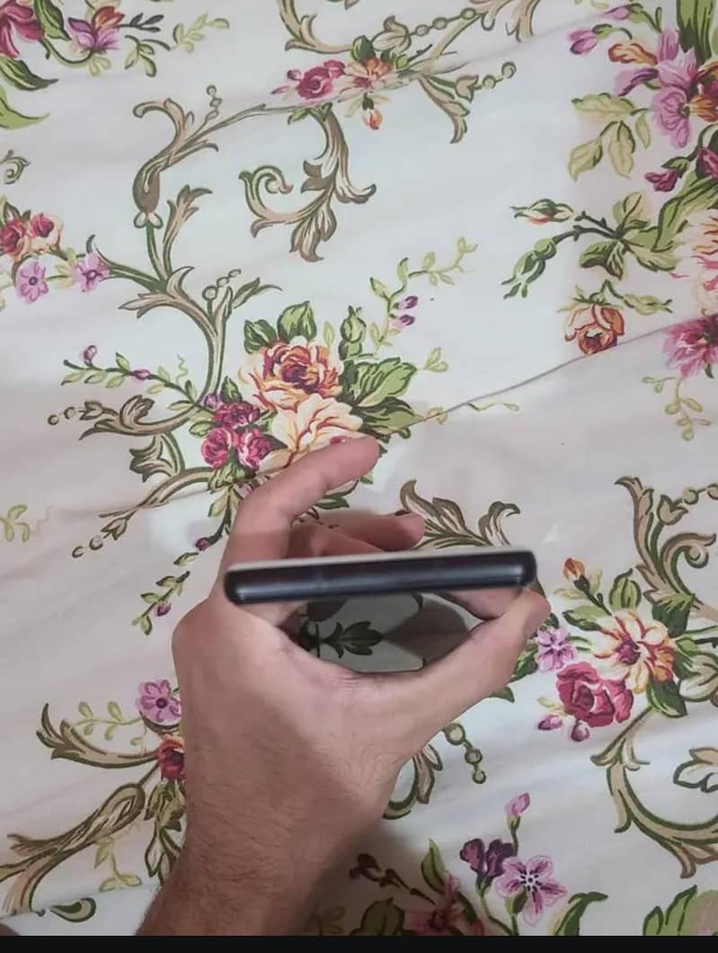 Google Pixel 6a 4