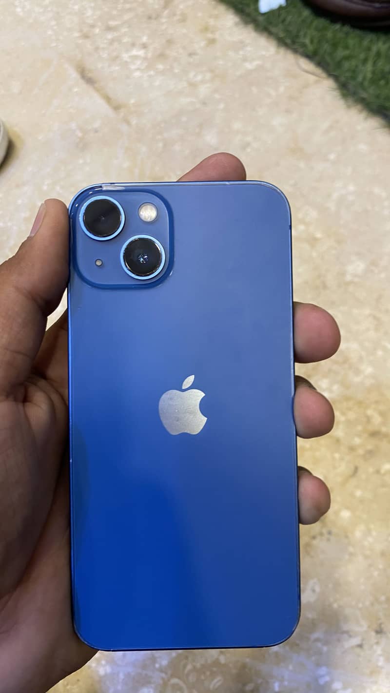 Apple iPhone 13 1