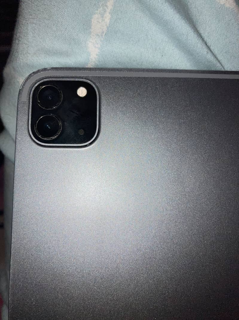 iPad Pro 6th generation M2 2