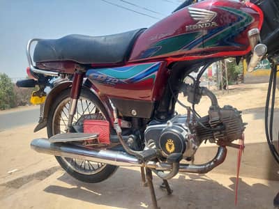 Honda 70 CD for sale WhatsApp 03, 09, 66, 98,137