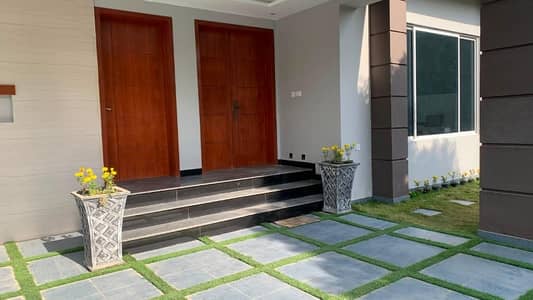 DHA phase 2 one kanal beautiful location House for sale