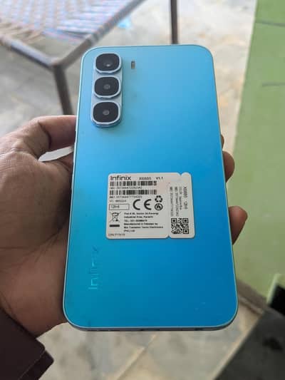 Infinix Hot 60 pro 8/128 10 months official warranty available