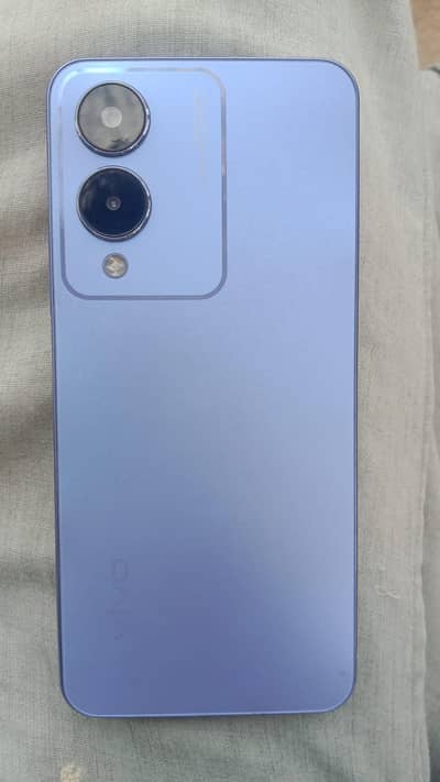 Vivo Y17s