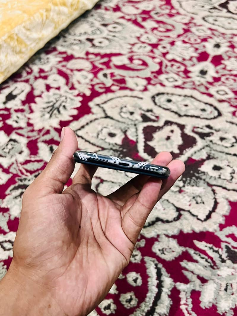 Apple iPhone X 1