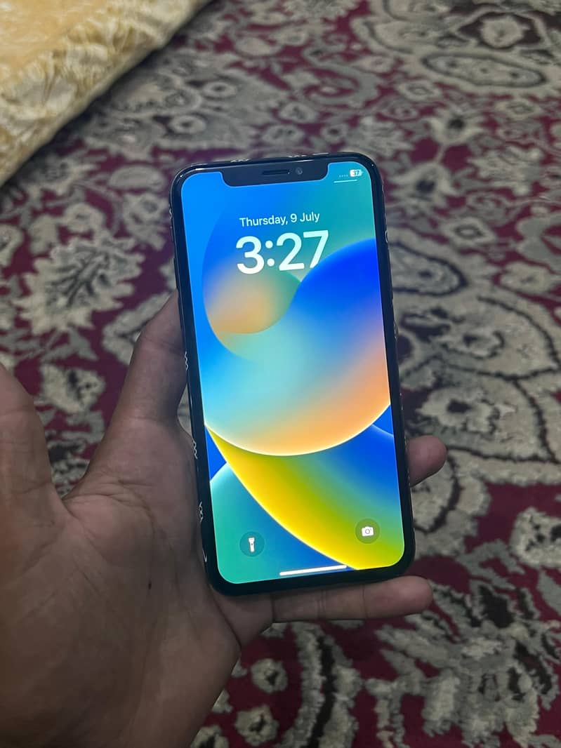 Apple iPhone X 5