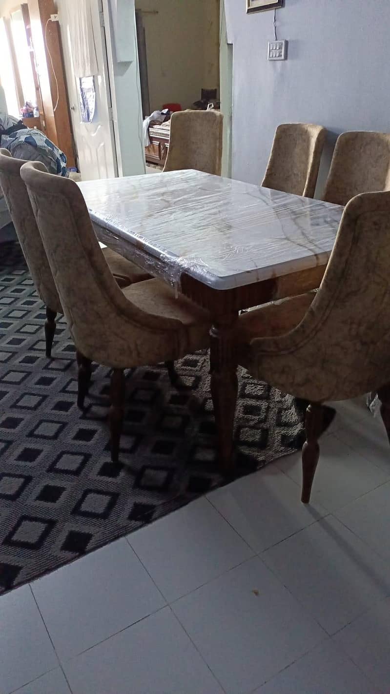 furnish dining table 3