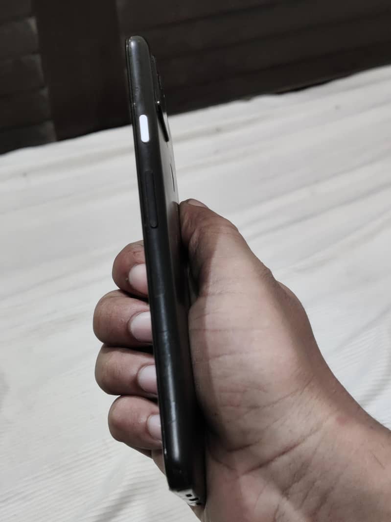 Google Pixel 4a 3