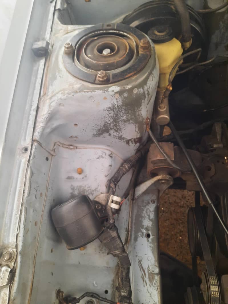 86 model Corolla 4
