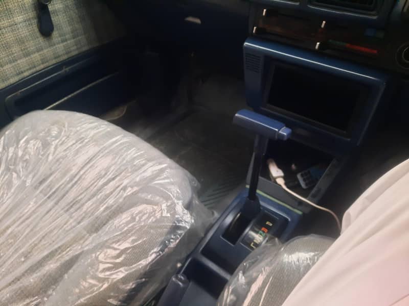 86 model Corolla 11