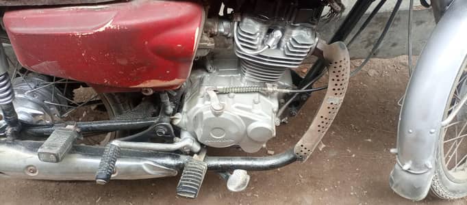 unique 125 ok condition