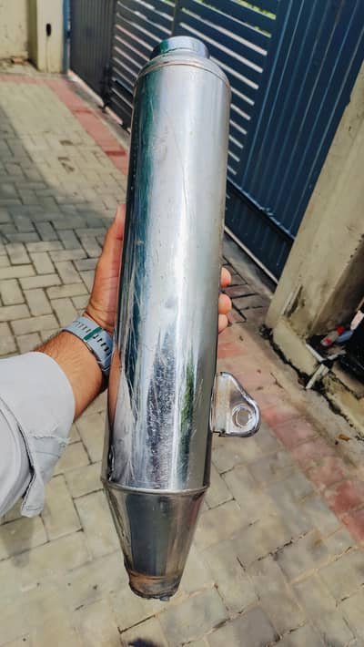 Suzuki GS 150 silencer