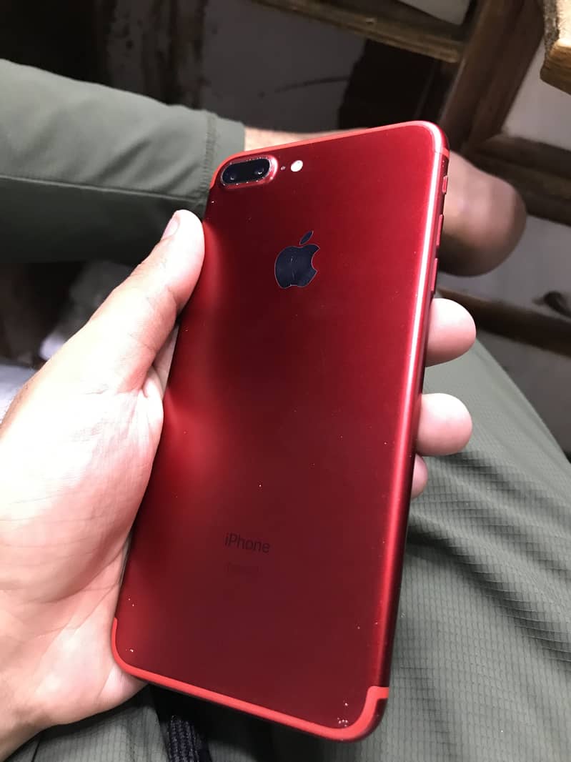 Apple iPhone 7 Plus 3