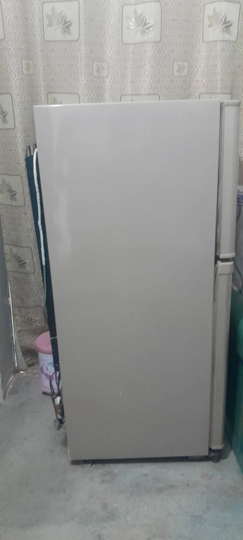 Refrigerator 4
