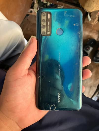Tecno lc8
