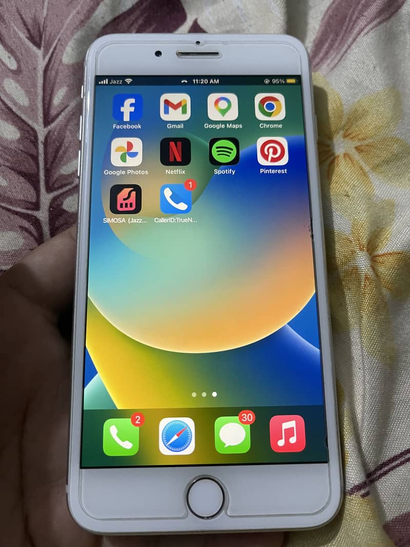 Apple iPhone 8 Plus 2