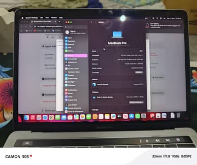 MacBook Pro 2017 13 inch 10/10 16 gb 512gb