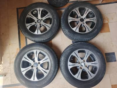 Rim + Tyres