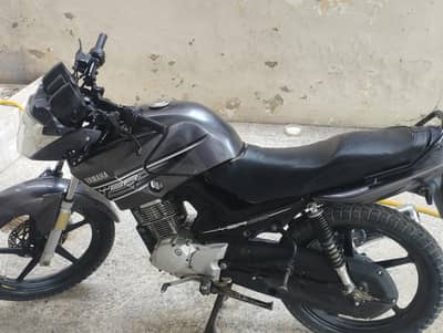 Yamaha ybr 125 grey color good condition