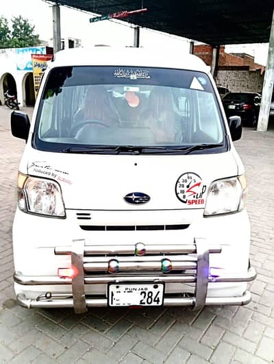 Hijet sambar 12/17 manual gear 20km per litre average