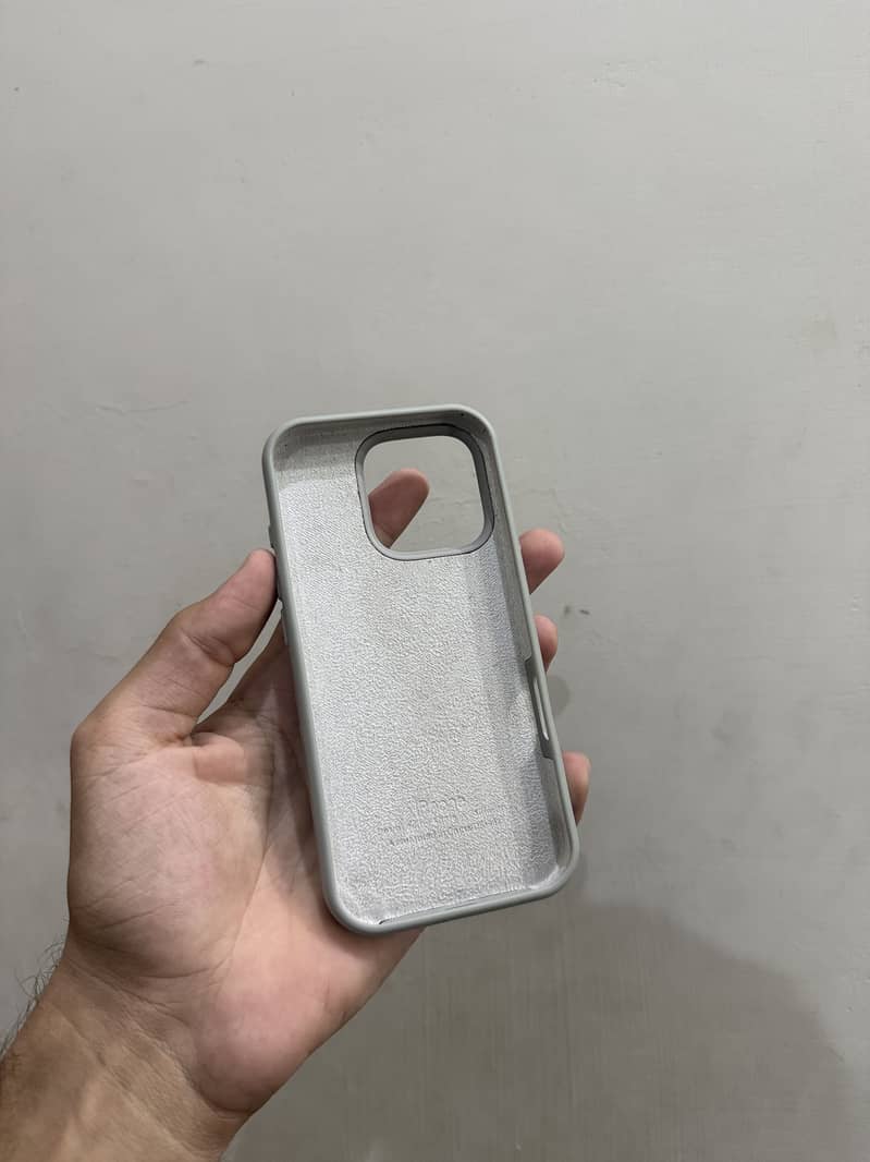 iPhone covers 1