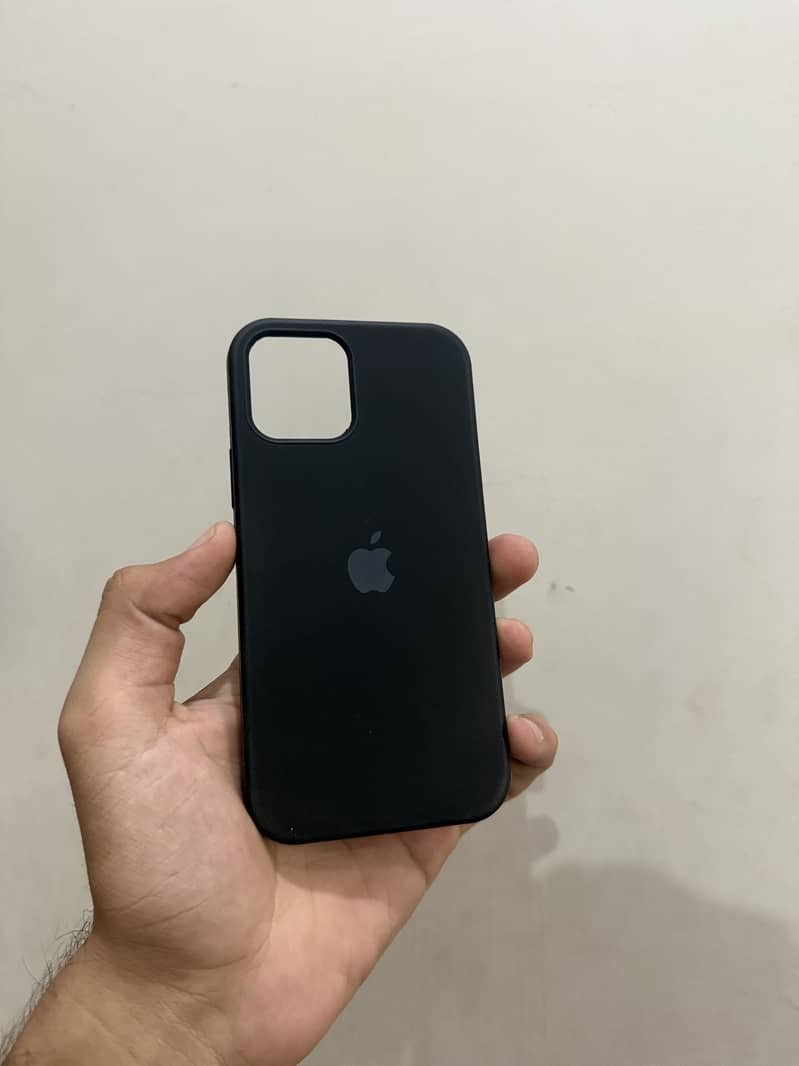 iPhone covers 4