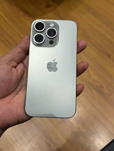 Apple iPhone 15 Pro